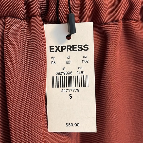 NWT Express High Waisted Paperbag Cargo Skirt, Henna - Picture 3 of 3